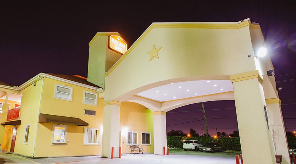 Scottish Inns Suites East Sam Houston Pkwy North 钱诺夫 外观 照片